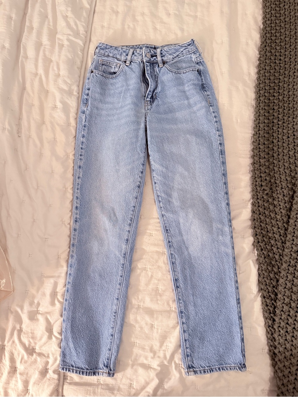 Pacsun mom jean size 23
